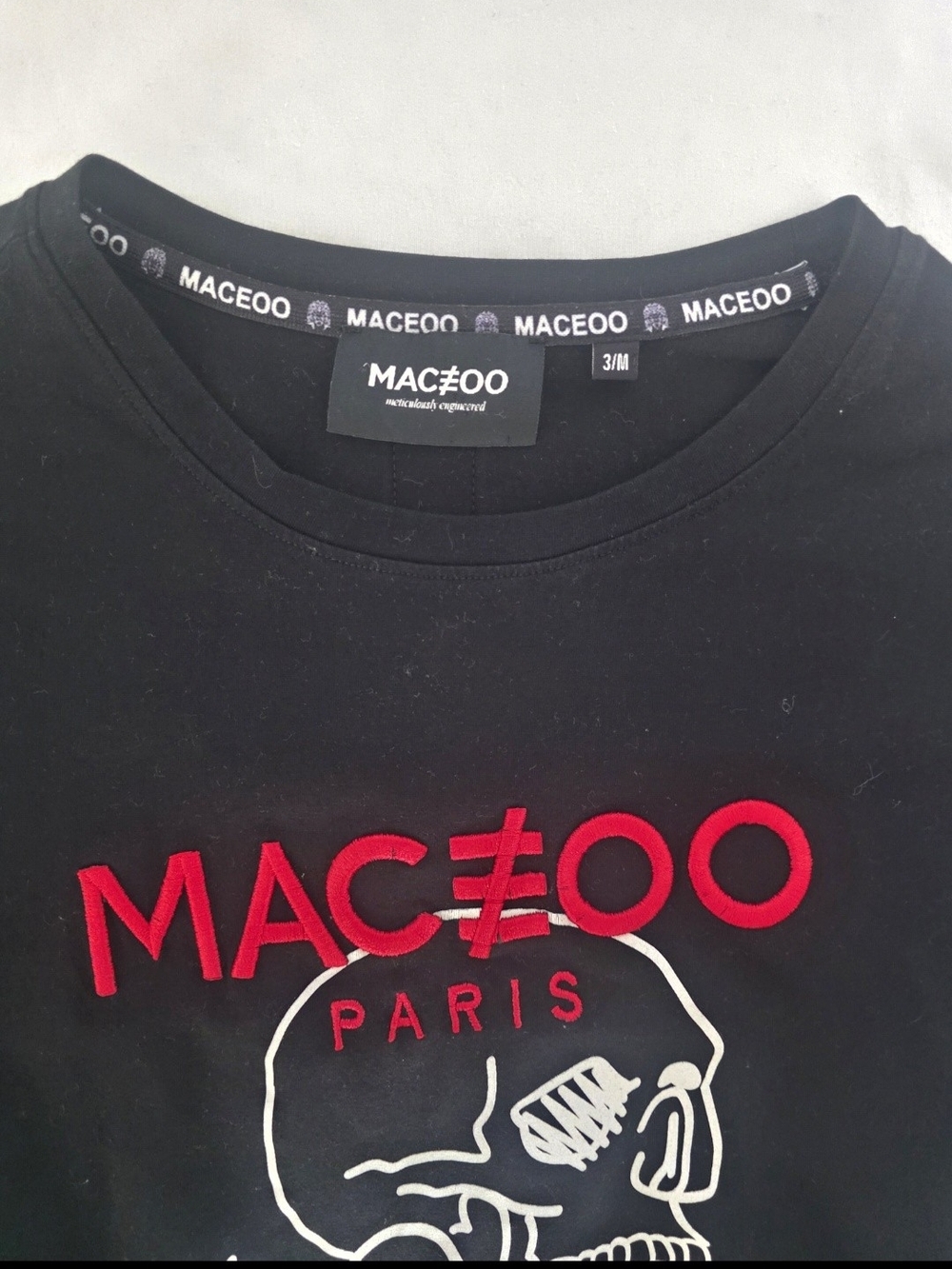 Macceoo Paris Black Short-Sleeve Graphic Tee with Red Logo - Picture 3 of 5